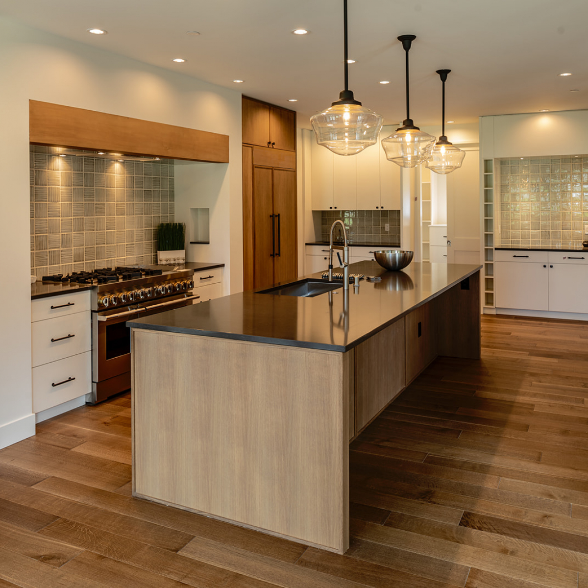 Woodinville Custom Home Uniplex Construction LLC